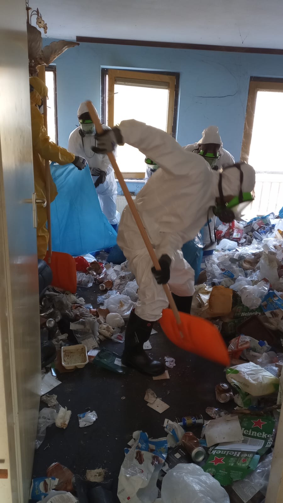 Woning voor en na ontruiming